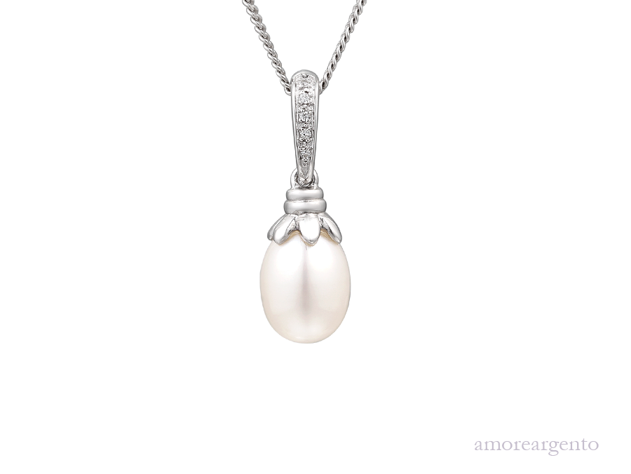 Twinkle Pearls Necklace