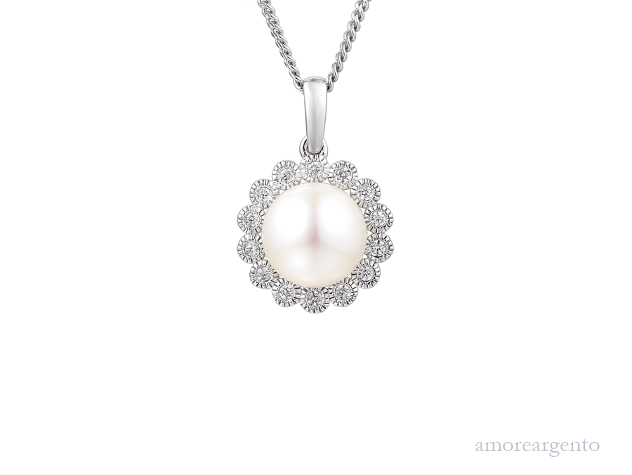 Catch a Star Necklace