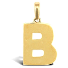 Initial pendant in gold