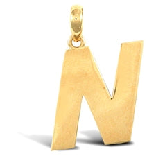 Initial pendant in gold