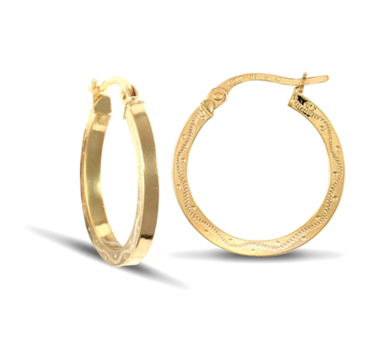 Yellow gold square engraved earrings 0.9g